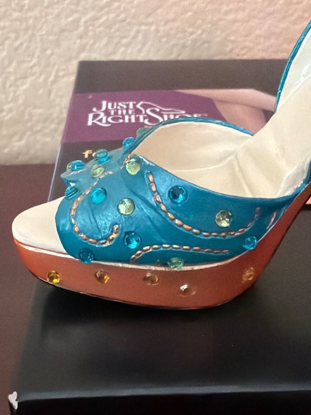 2004 Just the Right Shoe by Raine “Strutt Your Stuff” Love Shoe Coins Pre-owned - Picture 8 of 13